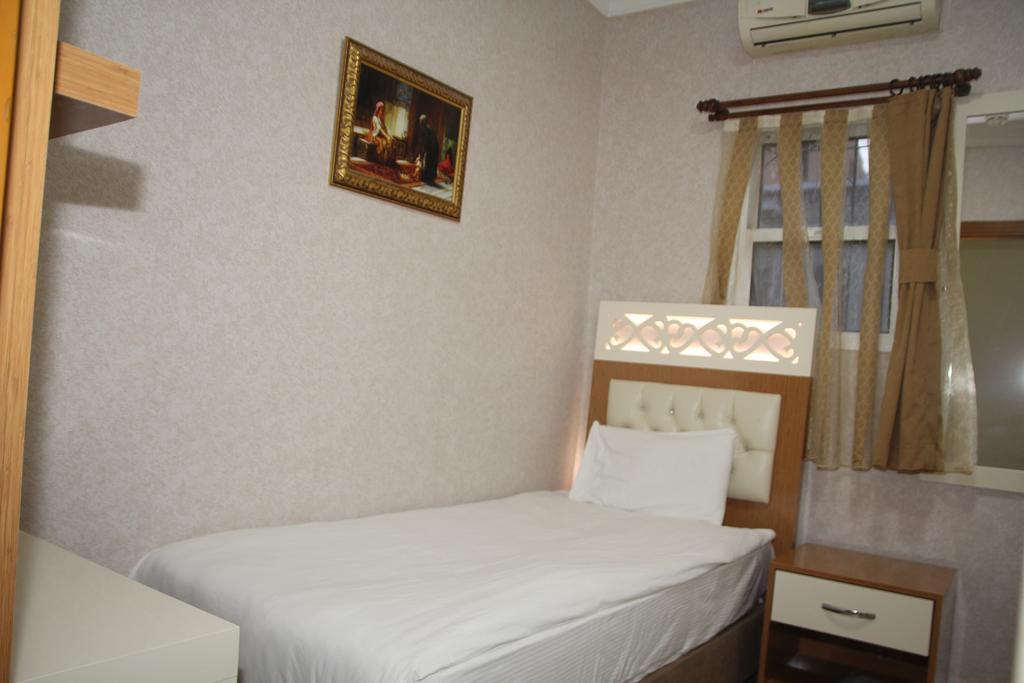 Vatan Hotel Измир Екстериор снимка