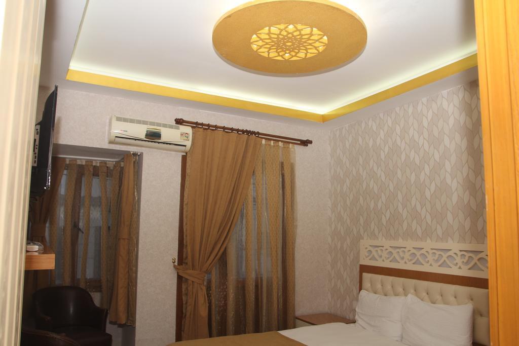 Vatan Hotel Измир Екстериор снимка